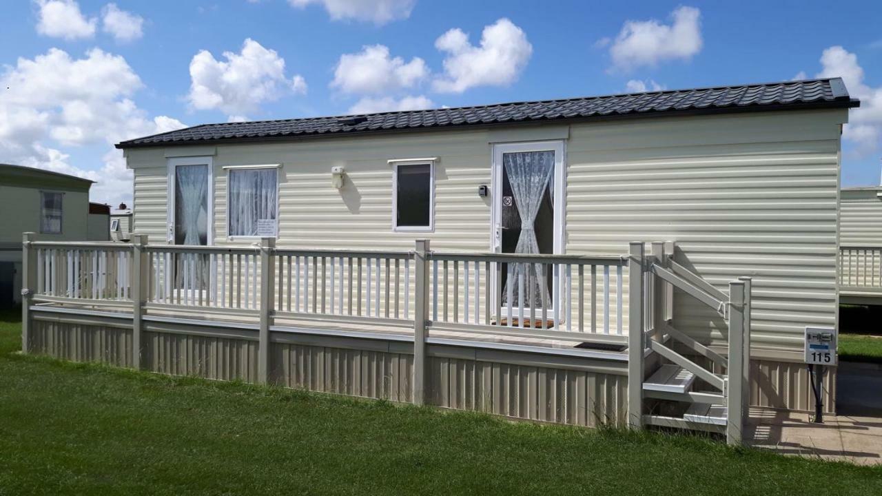 6 Berth Silver Beach Oasis Large Veranda インゴールドメルズ エクステリア 写真