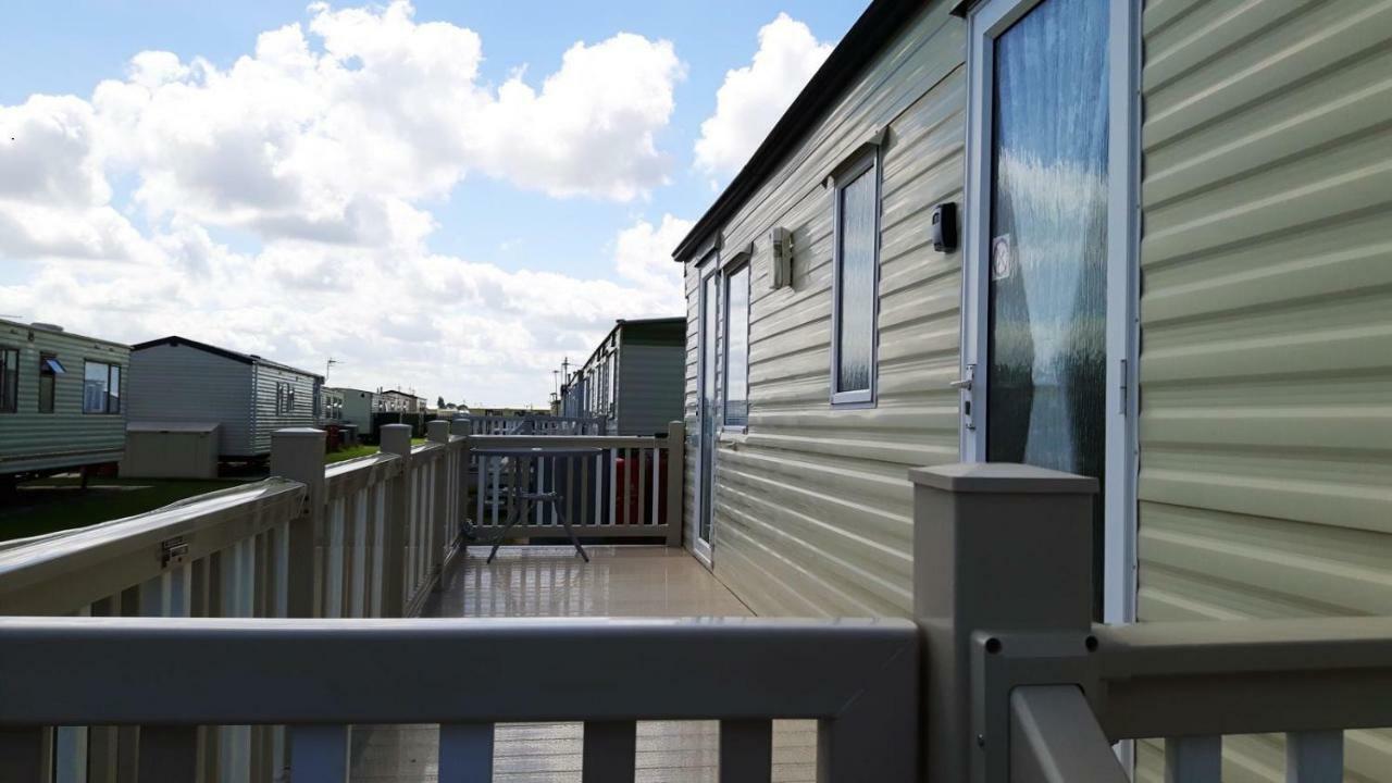 6 Berth Silver Beach Oasis Large Veranda インゴールドメルズ エクステリア 写真